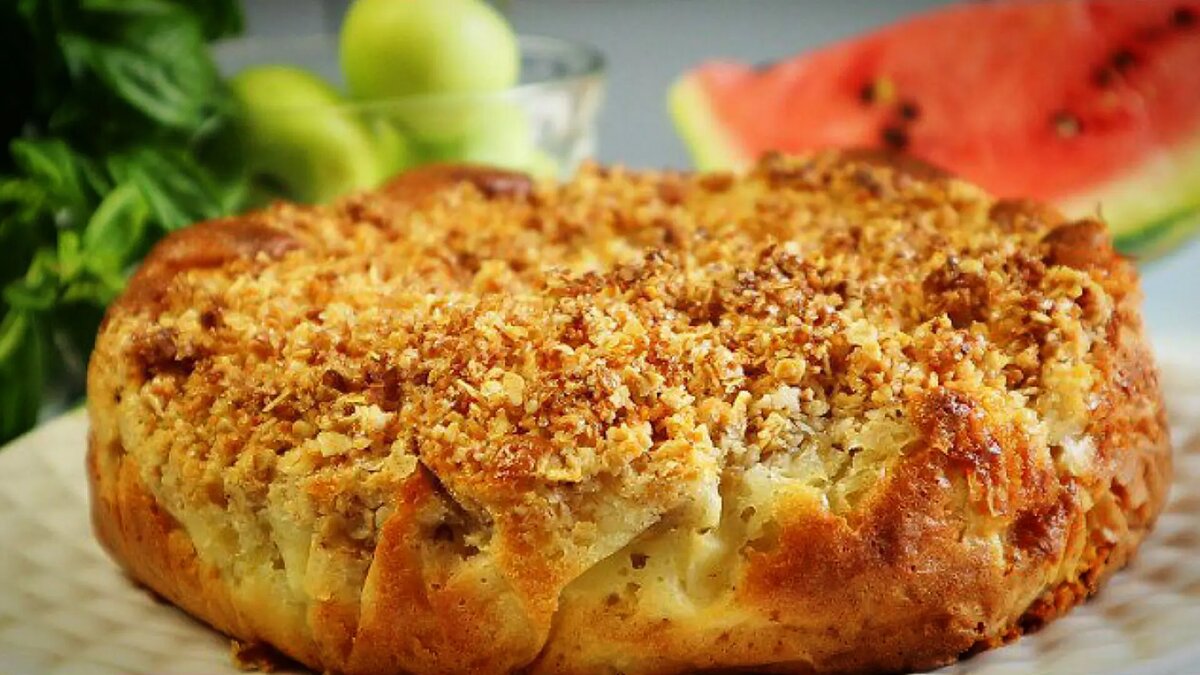 Необычный яблочный пирог: идеальный десерт для вашего стола