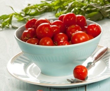 Простые рецепты заготовки помидоров на зиму