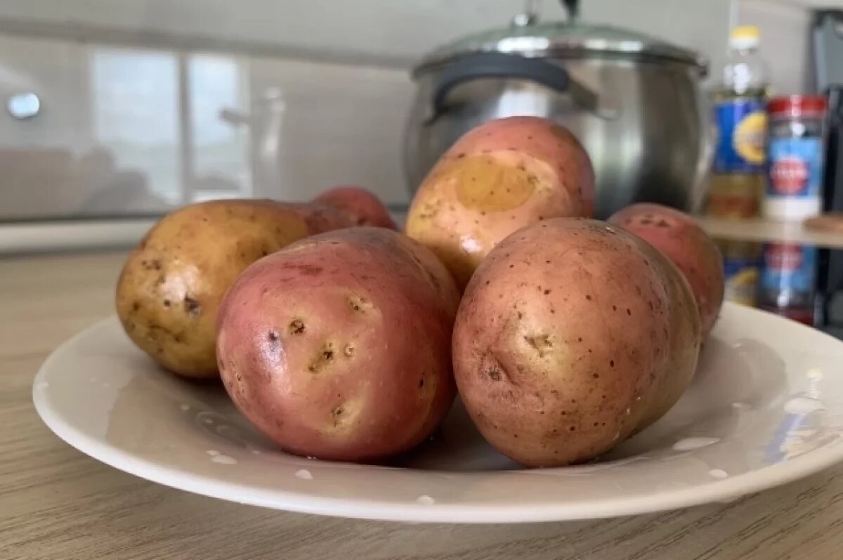 Смолянин возмутился из-за ограничения на покупку картошки в магазине