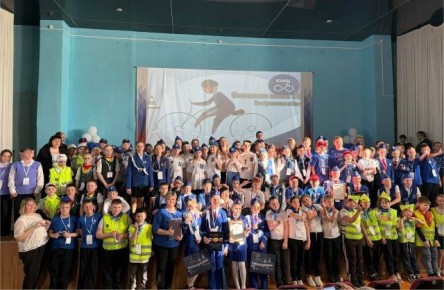 Завершился областной этап конкурса юных инспекторов дорожного движения В региональном центре с успехом прошёл областной этап Всероссийского конкурса отрядов юных инспекторов движения «Безопасное колесо — 2026». Мероприятие...