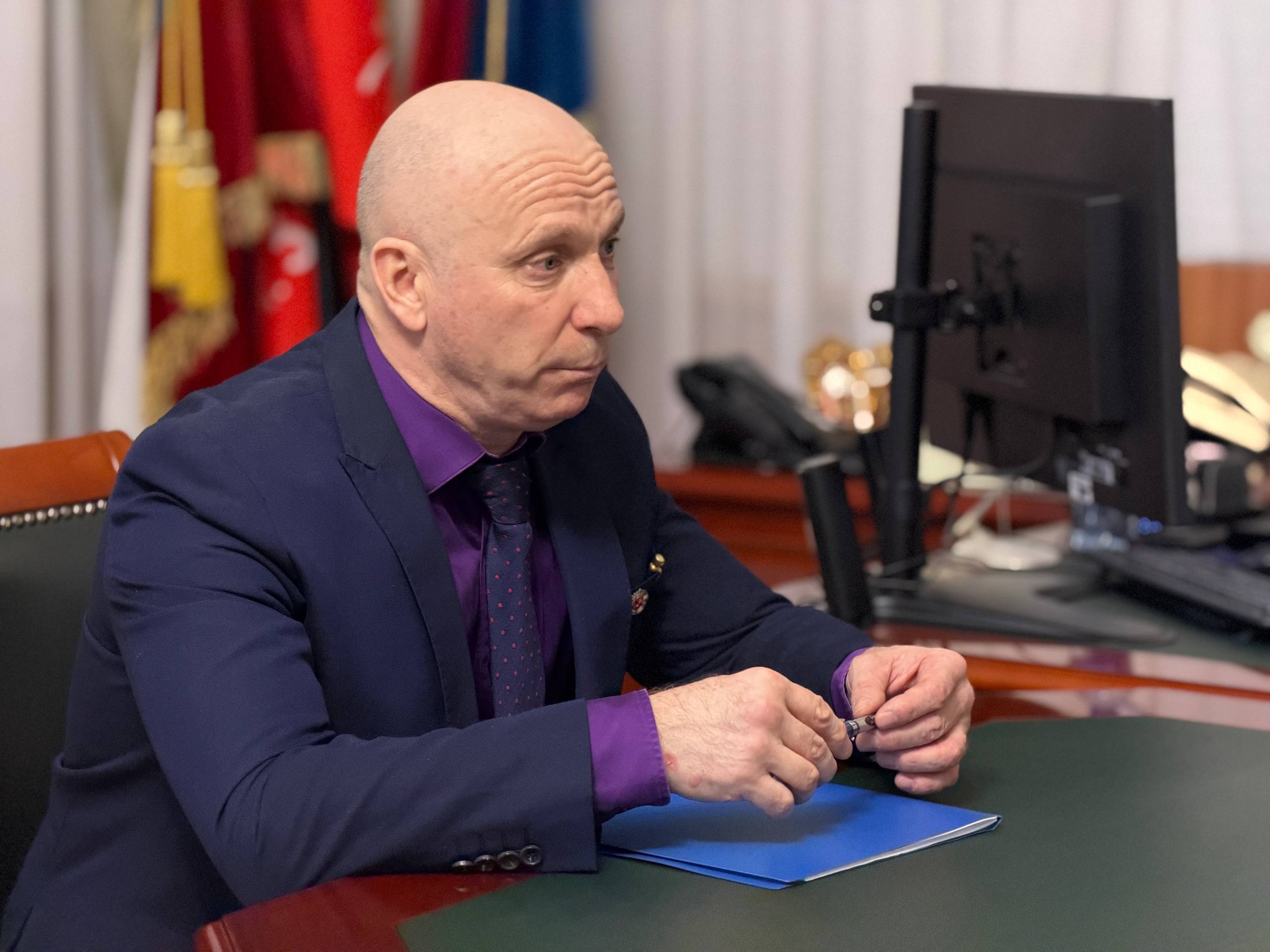 #КомандаСитникова. Губернатор Сергей Ситников провёл рабочую встречу с председателем объединённой Среднеазиатской общины Сергеем Хусаиновым #КомандаСитникова. Губернатор Сергей Ситников провёл рабочую встречу с председателем объединённой Среднеазиатской общины Сергеем Хусаиновым