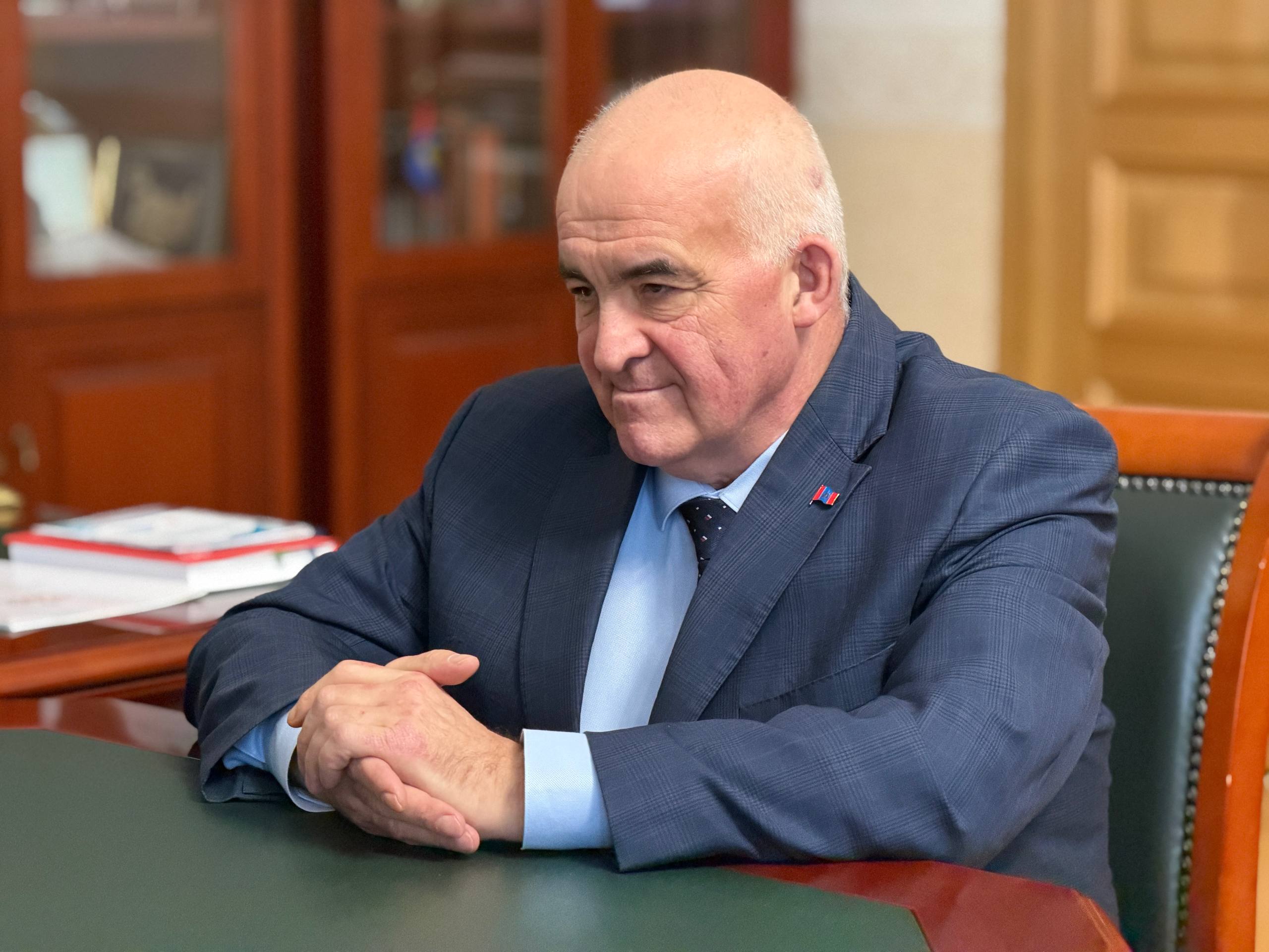 #КомандаСитникова. Губернатор Сергей Ситников провёл рабочую встречу с председателем объединённой Среднеазиатской общины Сергеем Хусаиновым #КомандаСитникова. Губернатор Сергей Ситников провёл рабочую встречу с председателем объединённой Среднеазиатской общины Сергеем Хусаиновым