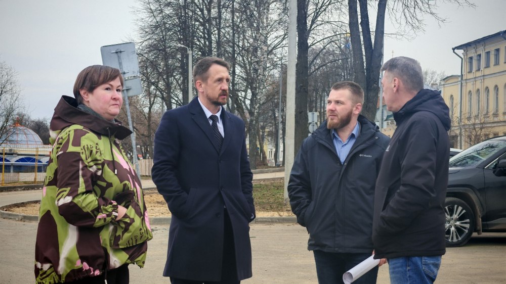 В Костроме начинается благоустройство двух смежных участков набережной реки Волги – от спасательной станции до ресторана «Белое солнце пустыни» и центрального пляжа В Костроме начинается благоустройство двух смежных участков набережной реки Волги – от спасательной станции до ресторана «Белое солнце пустыни» и центрального пляжа