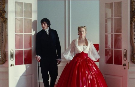 Чем заняться дома. «Грозовой перевал» — скандальный фанфик по роману Шарлотты Бронте с Джейкобом Элорди и Марго Робби вышел в цифре; «Аватар: Пламя и пепел» — нужно обязательно оценить номинированный на «Оскар» триквел...