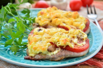 Мясо по-французски: восемь лучших рецептов с курицей и свининой