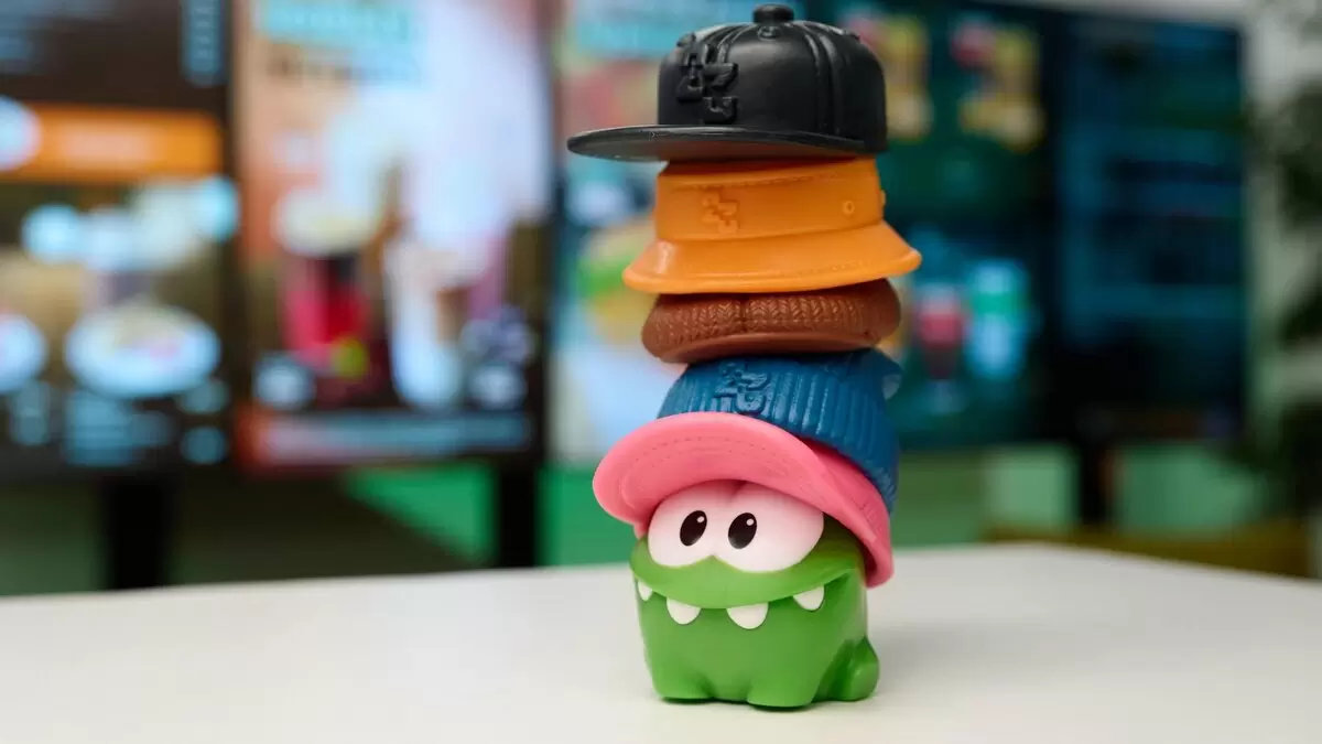 Вкусно — и точка» выпускает коллекцию Супер Бокс с Ам Няном и головными уборaми