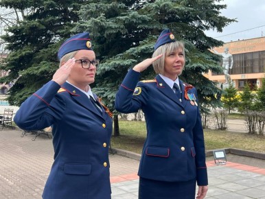 Офицеры следственного управления СК России по Костромской области приняли участие в торжественном открытии акции «Вахта памяти – 2026»