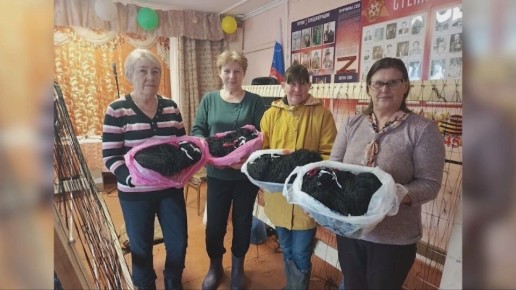 Макарьевские волонтёры освоили плетение антидроновых сетей