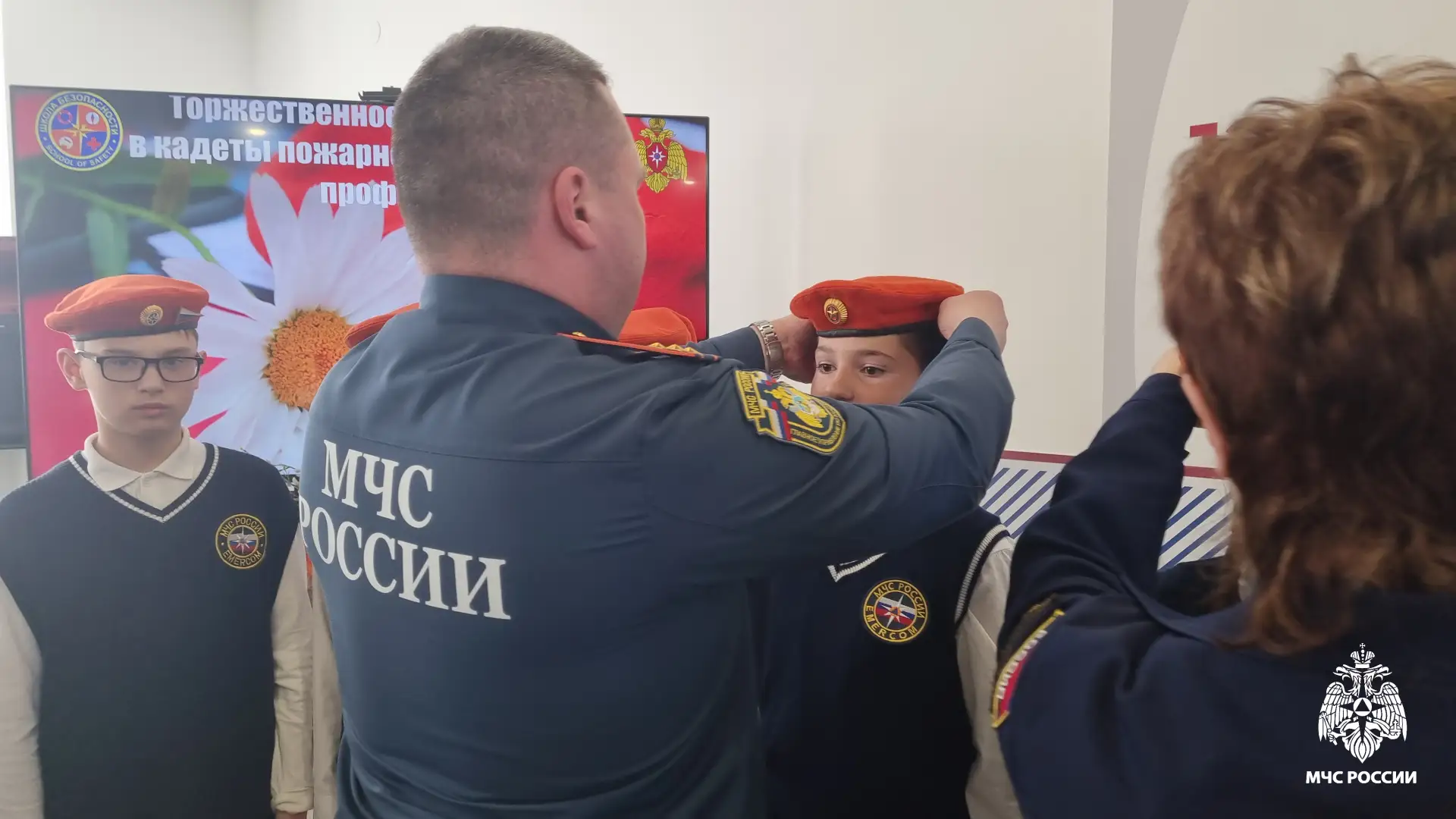 В кадетских рядах пожарно-спасательного профиля вновь пополнение В кадетских рядах пожарно-спасательного профиля вновь пополнение