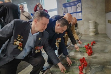 ����������� ����������� �������������� � �������� ������������, ����������� 40 ��������� ������ �� ������������� ���