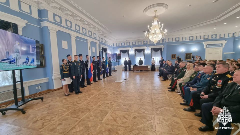 Начальник Главного управления принял участие в торжественном мероприятии присвоения имени генерала Кириллова Клубу Юных Летчиков, Космонавтов и Десантников Начальник Главного управления принял участие в торжественном мероприятии присвоения имени генерала Кириллова Клубу Юных Летчиков, Космонавтов и Десантников