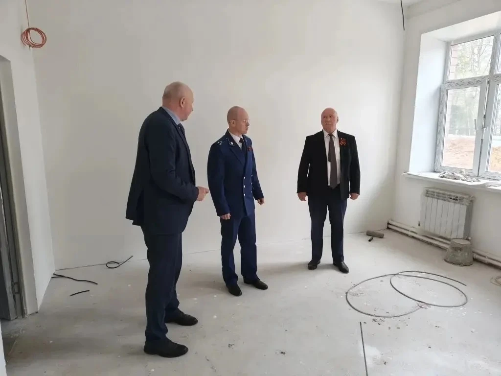 Прокурор Костромского района контролирует реализацию национальных проектов Прокурор Костромского района контролирует реализацию национальных проектов