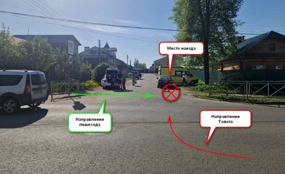 Пожилой водитель в Костроме сбил женщину на перекрестке