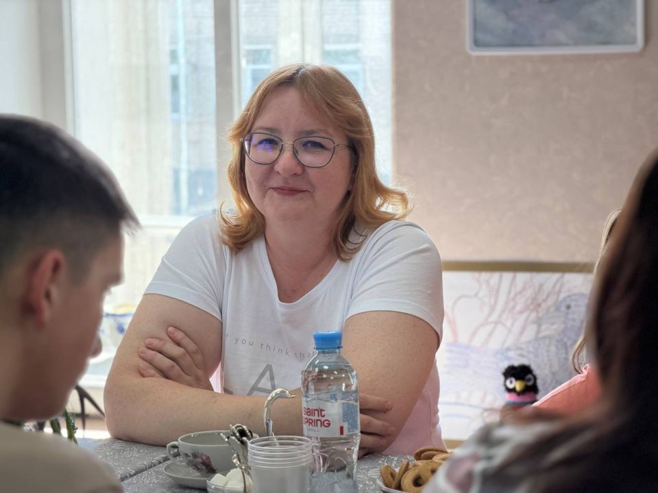 «Поддерживайте друг друга – и делитесь хорошим настроением со своими мужчинами», — губернатор Сергей Ситников встретился с семьями сусанинцев, участвующих в специальной военной операции «Поддерживайте друг друга – и делитесь хорошим настроением со своими мужчинами», — губернатор Сергей Ситников встретился с семьями сусанинцев, участвующих в специальной военной операции