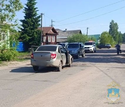 В Макарьеве полицейские проводят проверку по факту ДТП, в результате которого пострадали несовершеннолетние В Макарьеве полицейские проводят проверку по факту ДТП, в результате которого пострадали несовершеннолетние