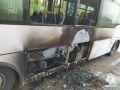 #ВестиСдорог. И вновь возгорание транспортного средства во время движения В 07:08 в МЧС России поступило сообщение о возгорании во время движения рейсового автобуса на улице Магистральной в Костроме