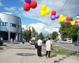 В КОСТРОМЕ ОТРЕМОНТИРУЮТ РАЗБИТУЮ ДОРОГУ НА УЛИЦЕ ЛЕНИНА