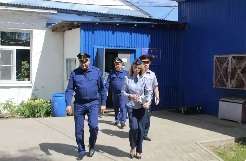 Заместитель прокурора области Андрей Чернов провел проверку соблюдения уголовно-исполнительного законодательства администрацией ФКУ ИК-3 УФСИН России по Костромской области Заместитель прокурора области Андрей Чернов провел проверку соблюдения уголовно-исполнительного законодательства администрацией ФКУ ИК-3 УФСИН России по Костромской области