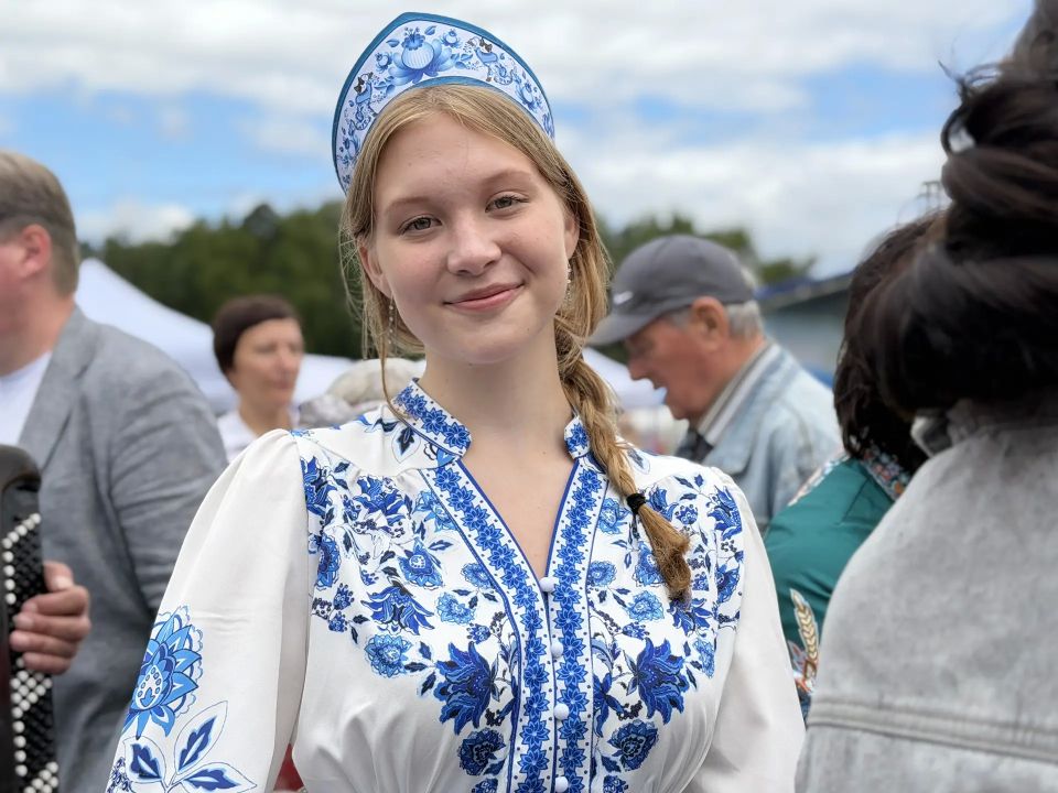 День костромского села на ипподроме собрал более трёх тысяч гостей День костромского села на ипподроме собрал более трёх тысяч гостей
