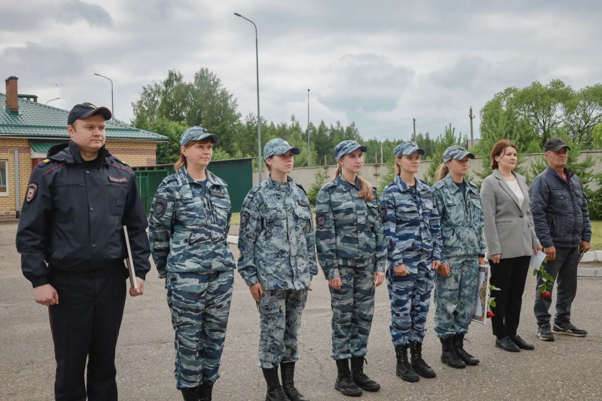 В Костроме прошли мероприятия, посвященные 117-й годовщине образования кинологических подразделений в системе МВД России В Костроме прошли мероприятия, посвященные 117-й годовщине образования кинологических подразделений в системе МВД России