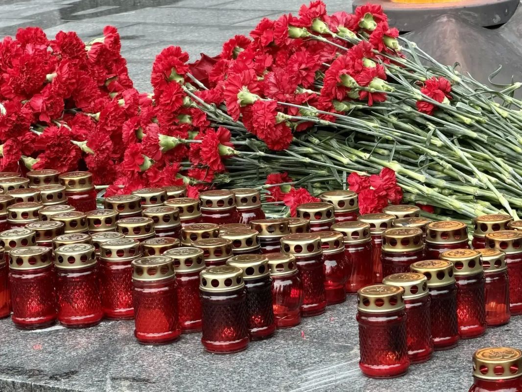 Никто не забыт, ничто не забыто Никто не забыт, ничто не забыто
