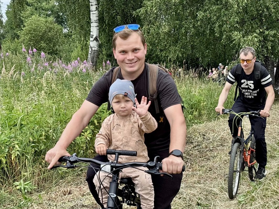 Сергей Ситников провёл областное еженедельное совещание Сергей Ситников провёл областное еженедельное совещание