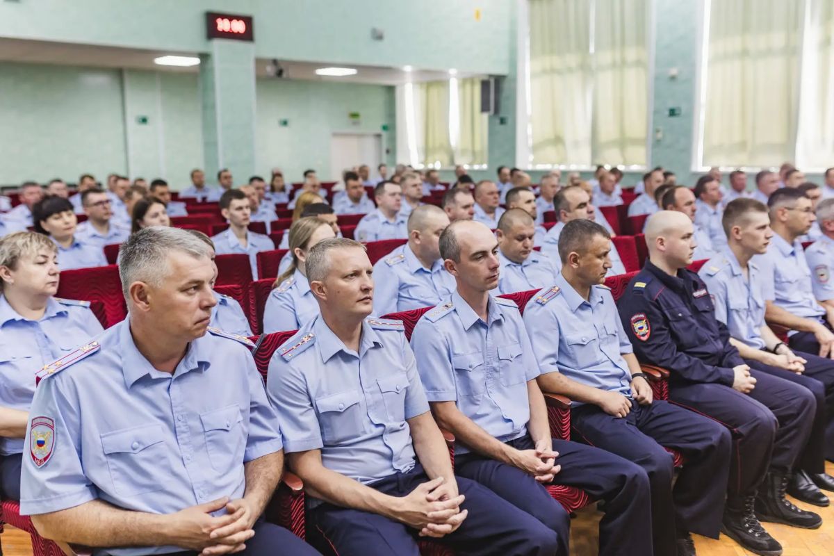 В УМВД России по Костромской области состоялась заседание коллегии, на которой подвели итоги работы за первое полугодие 2026 года В УМВД России по Костромской области состоялась заседание коллегии, на которой подвели итоги работы за первое полугодие 2026 года