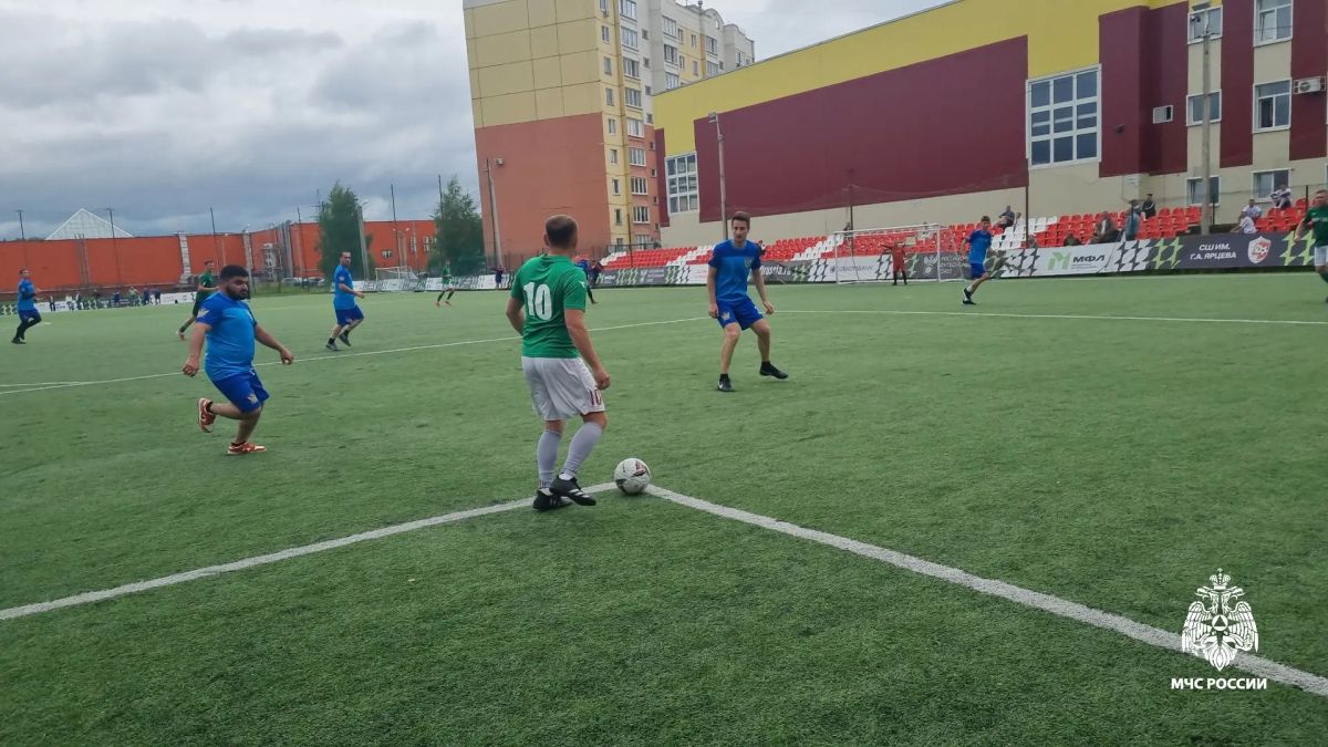 Сотрудники МЧС России приняли участие в футбольном турнире памяти Павла Бабчука Сотрудники МЧС России приняли участие в футбольном турнире памяти Павла Бабчука