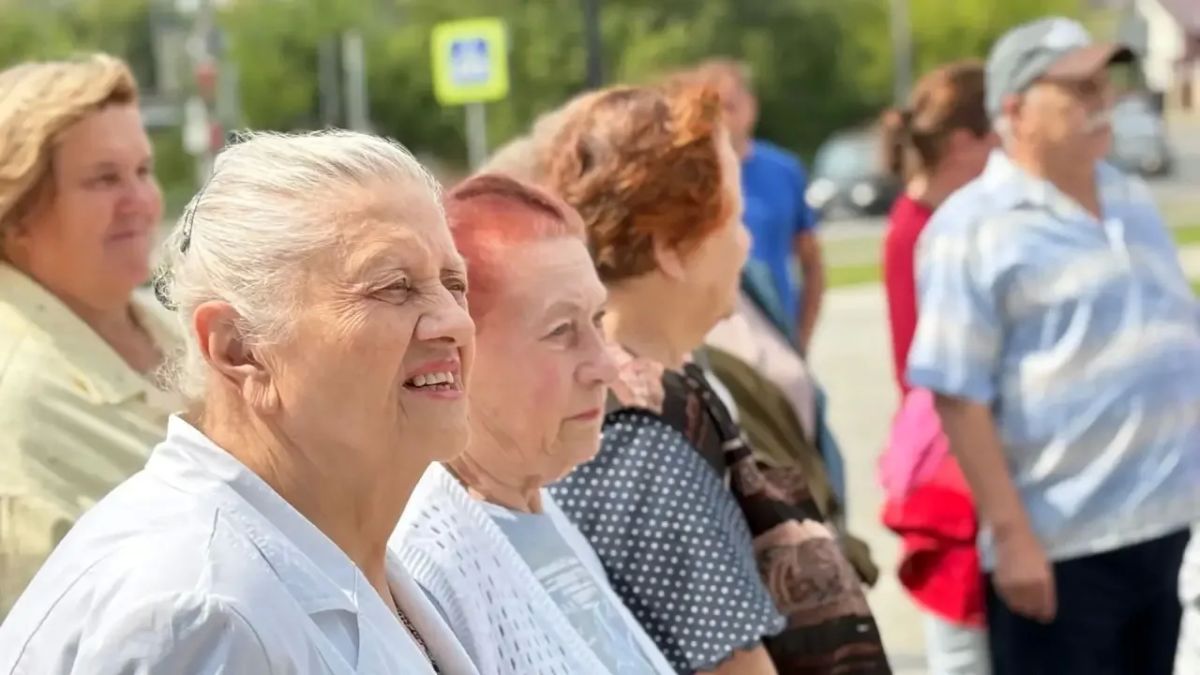 Новый сквер открыли на пересечении улиц Шагова и Скворцова в Костроме Новый сквер открыли на пересечении улиц Шагова и Скворцова в Костроме