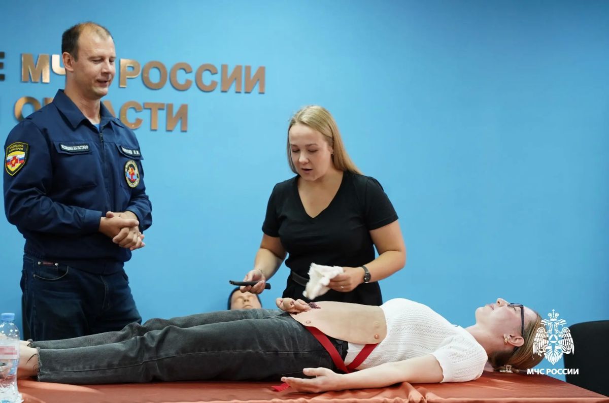 Члены Молодежного совета Главного управления МЧС России по Костромской области освоили приемы первой помощи Члены Молодежного совета Главного управления МЧС России по Костромской области освоили приемы первой помощи