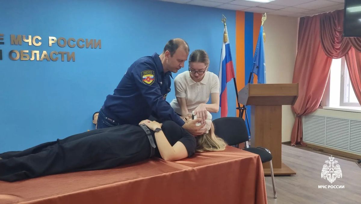 Члены Молодежного совета Главного управления МЧС России по Костромской области освоили приемы первой помощи Члены Молодежного совета Главного управления МЧС России по Костромской области освоили приемы первой помощи