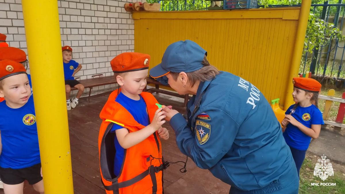 В Костромской области стартовал третий этап профилактической акции «Моё безопасное лето» В Костромской области стартовал третий этап профилактической акции «Моё безопасное лето»
