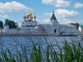Три человека, включая ребенка, пострадали в ДТП с рейсовым автобусом в Хабаровском крае, сообщили ТАСС в Госавтоинспекции региона