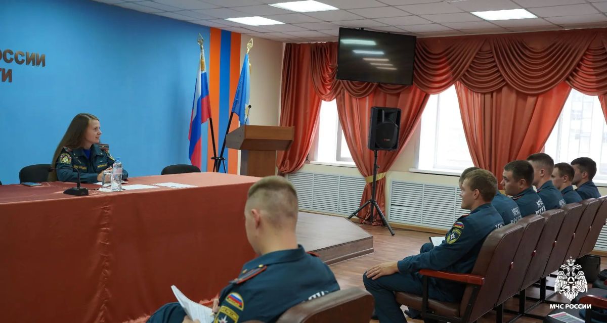 В Главном управлении МЧС России по Костромской области прошли учебно-методические сборы с выпускниками ведомственных вузов МЧС России В Главном управлении МЧС России по Костромской области прошли учебно-методические сборы с выпускниками ведомственных вузов МЧС России