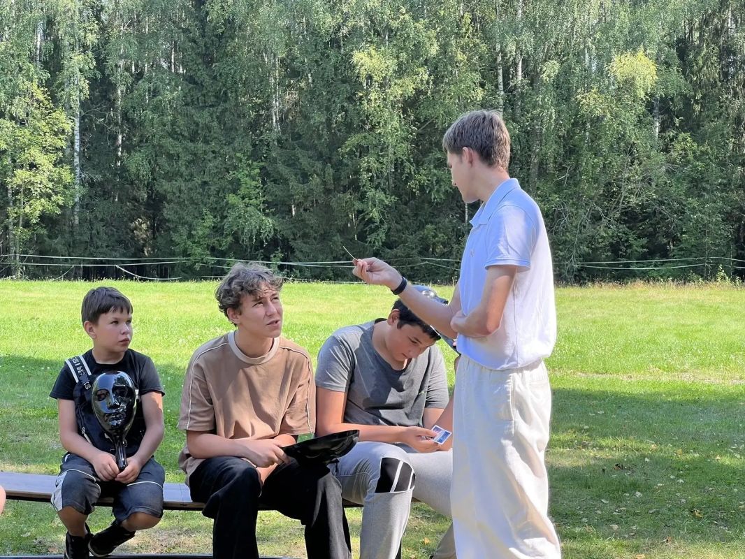 Представители регионального следственного управления провели для детей интеллектуально-ролевую игру в палаточном лагере Представители регионального следственного управления провели для детей интеллектуально-ролевую игру в палаточном лагере