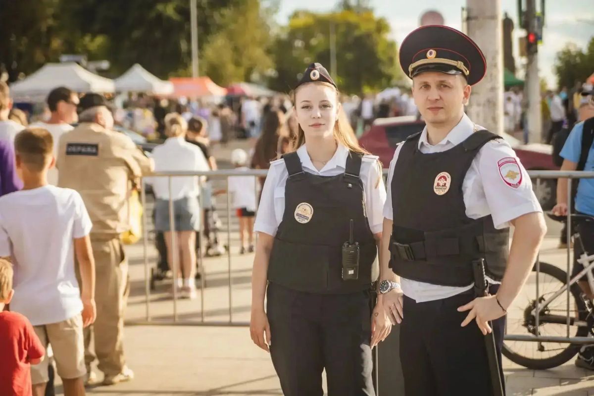 Костромичи отметили День города без происшествий Костромичи отметили День города без происшествий