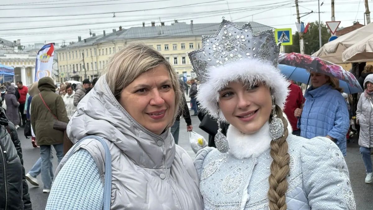 Олег Болоховец: Сегодня наш город стал сердцем больших торжеств — Костромской области исполнилось 82 года Олег Болоховец: Сегодня наш город стал сердцем больших торжеств — Костромской области исполнилось 82 года
