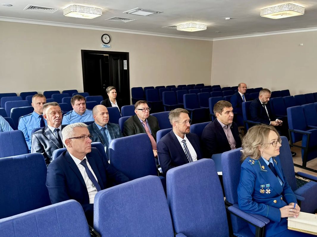 В прокуратуре Костромской области обсудили подготовку объектов коммунального назначения к отопительному сезону В прокуратуре Костромской области обсудили подготовку объектов коммунального назначения к отопительному сезону