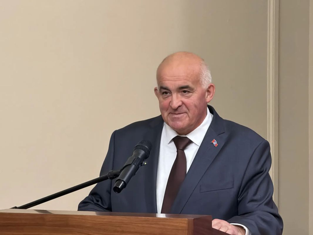 Костромская область и благотворительный фонд «Будущее сейчас» подписали соглашение о совместном проекте «Костромская семья» Костромская область и благотворительный фонд «Будущее сейчас» подписали соглашение о совместном проекте «Костромская семья»