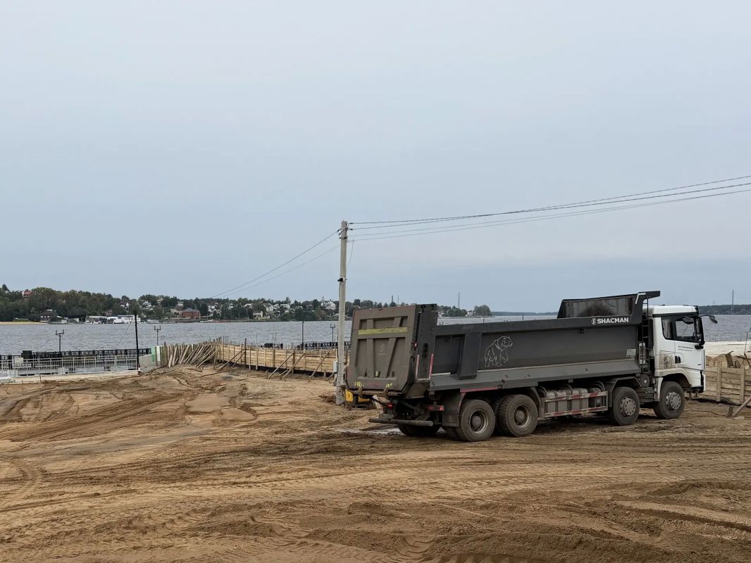 Министр строительства России Ирек Файзуллин, находясь с рабочим визитом в Костроме, высоко оценил реализацию значимых для региона проектов Министр строительства России Ирек Файзуллин, находясь с рабочим визитом в Костроме, высоко оценил реализацию значимых для региона проектов