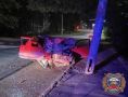 ПЬЯНЫЙ ВОДИТЕЛЬ РАЗБИЛ МАШИНУ ОБ СТОЛБ НА ОДНОЙ ИЗ КОСТРОМСКИХ УЛИЦ