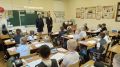 Видимость — залог безопасности: сотрудники Госавтоинспекции напомнили школьникам о необходимости использования световозвращателей