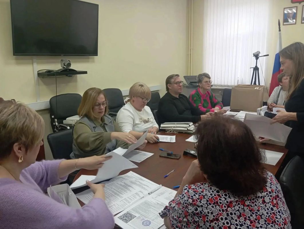 В избирательной комиссии Костромской области горячая пора В избирательной комиссии Костромской области горячая пора