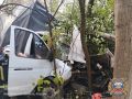 Грузовая «ГАЗель» опрокинулась в кювете костромской трассы