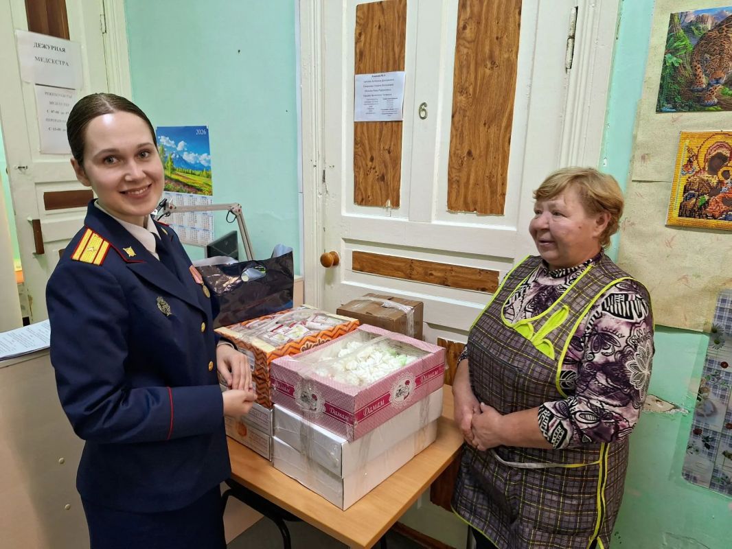 В День пожилого человека сотрудники следственного управления СК России по Костромской области посетили Вонышевский филиал ОГБУ «Октябрьский геронтологический центр» В День пожилого человека сотрудники следственного управления СК России по Костромской области посетили Вонышевский филиал ОГБУ «Октябрьский геронтологический центр»