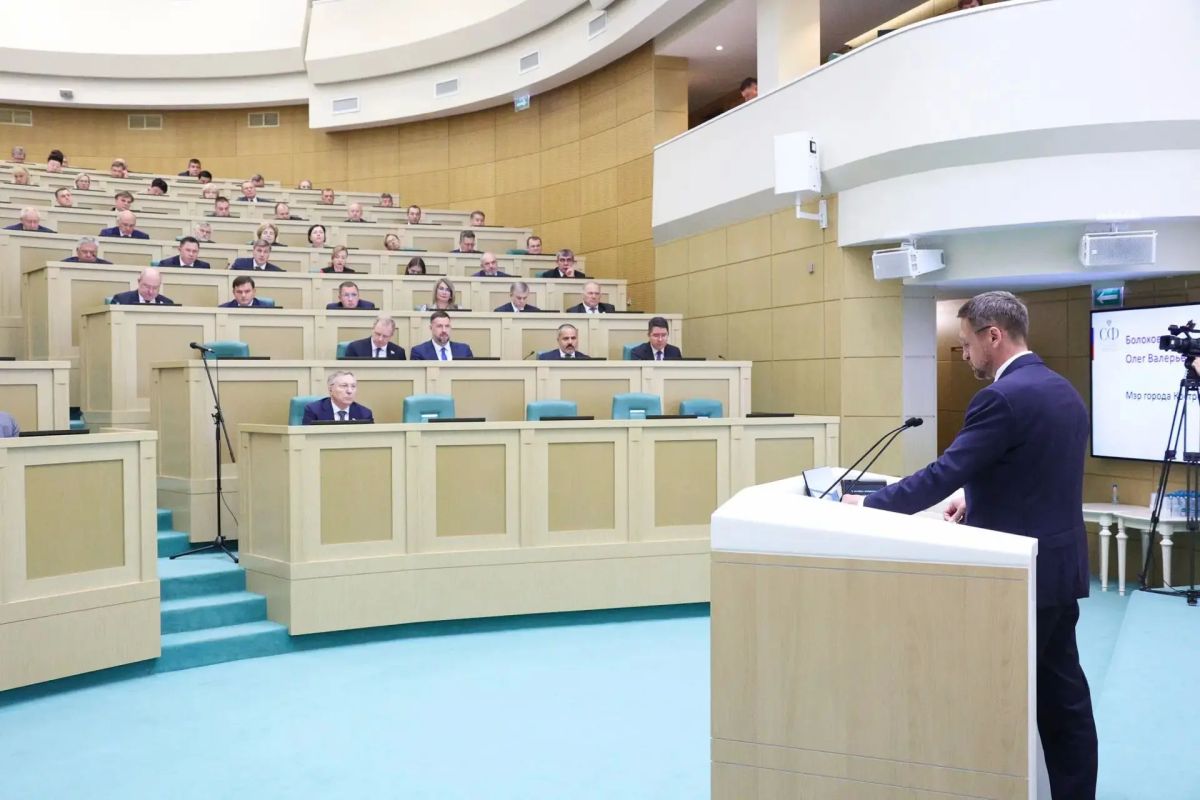 Олег Болоховец: Сегодня принял участие в парламентских слушаниях в Совете Федерации Олег Болоховец: Сегодня принял участие в парламентских слушаниях в Совете Федерации