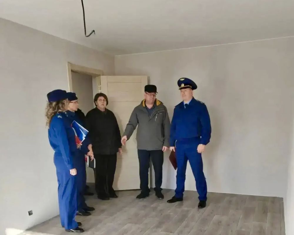 Исполняющий обязанности прокурора костромской области Николай Игнашин с рабочим визитом посетил самый удаленный город региона – Шарью Исполняющий обязанности прокурора костромской области Николай Игнашин с рабочим визитом посетил самый удаленный город региона – Шарью