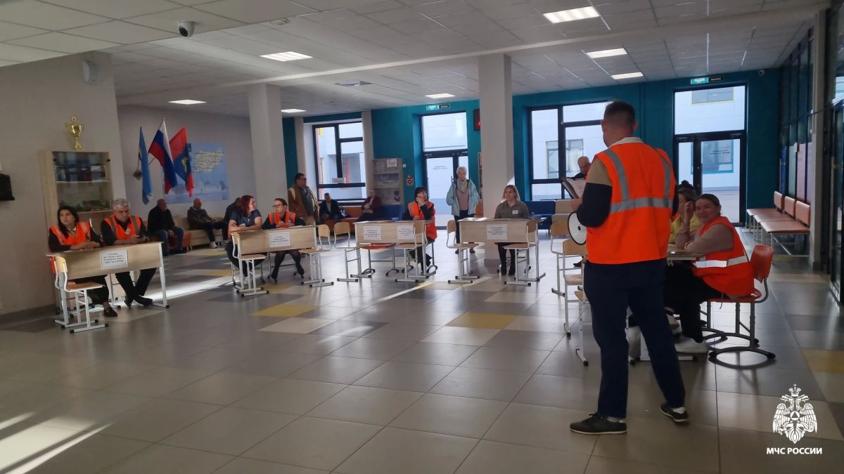 Силы и средства гражданской обороны отработали действия на практике в рамках штабной тренировки Силы и средства гражданской обороны отработали действия на практике в рамках штабной тренировки