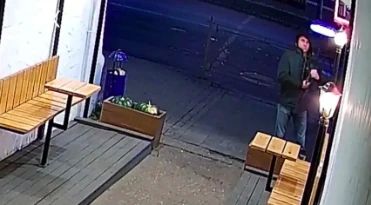 ЗАЙЦА-ФОНАРЩИКА УКРАЛИ С ГЛАВНОЙ УЛИЦЫ КОСТРОМЫ