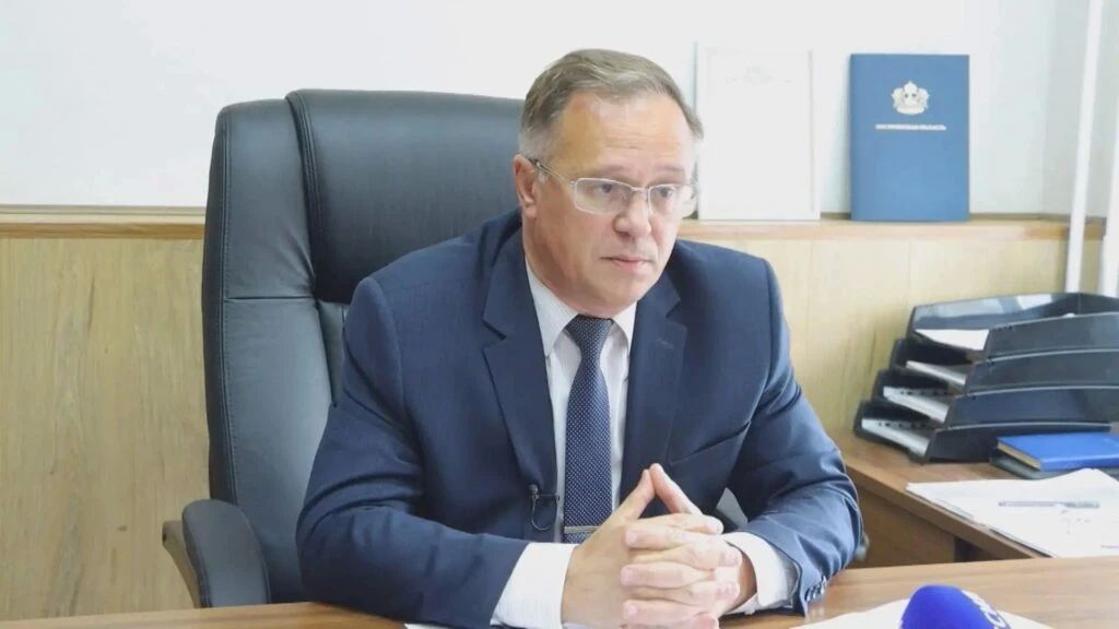 ДИРЕКТОРА "ОРГАНИЗАТОРА ПЕРЕВОЗОК КОСТРОМСКОЙ ОБЛАСТИ" СЕРГЕЯ БУДЬКО УВОЛИЛИ ЗА НЕХВАТКУ КОНРОЛЕРОВ